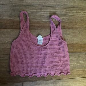 pink crop top